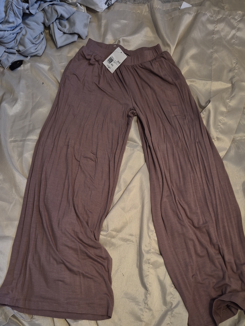 Forever 21 Wide-Leg Lounge Pants in Mauve